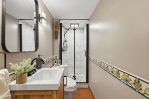  Photo 43