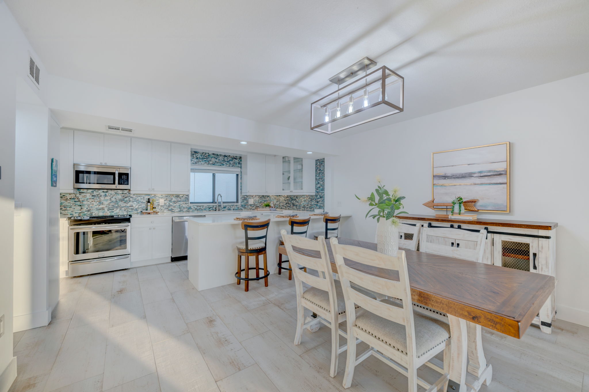 Dining Room4