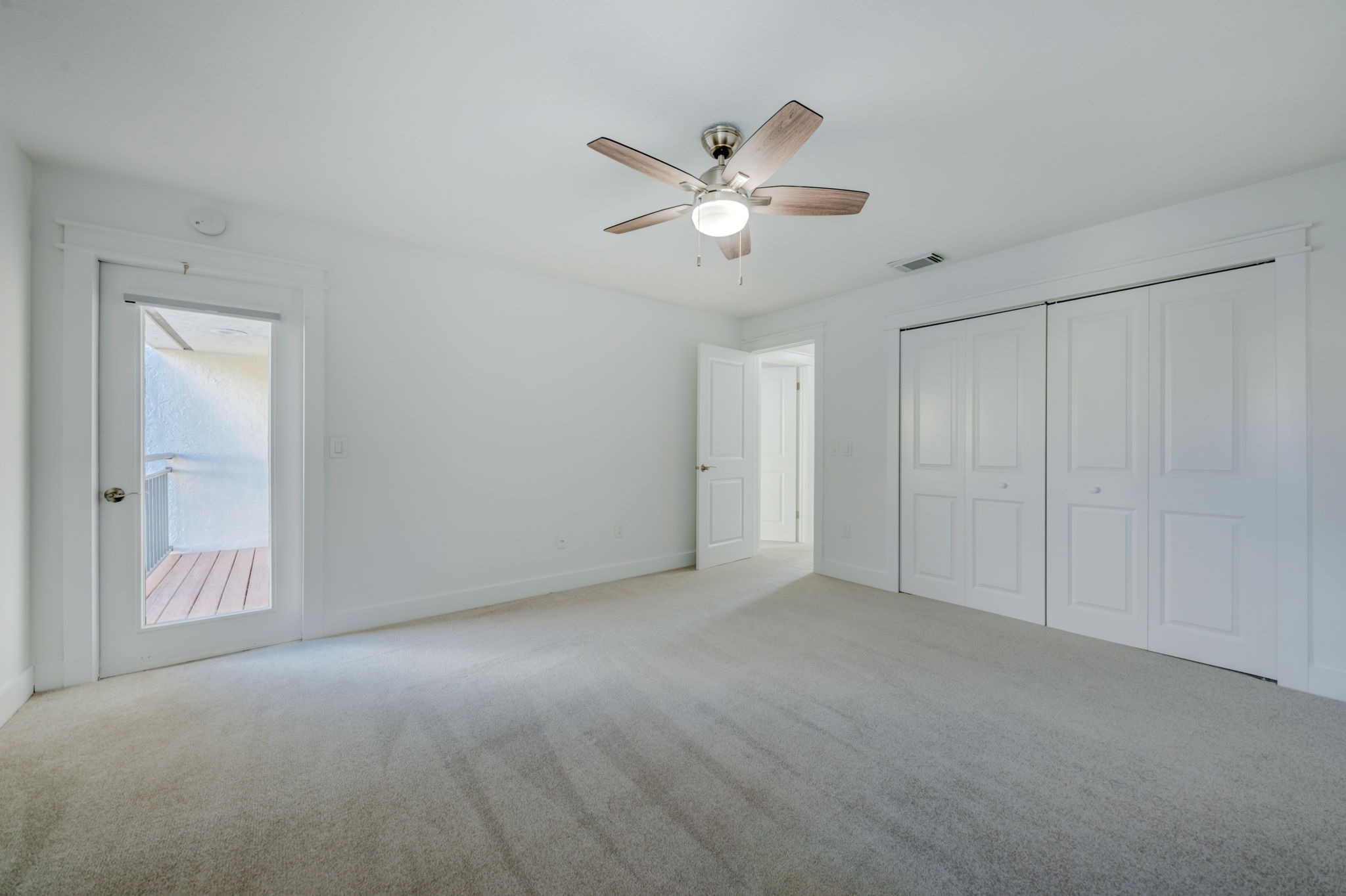 Upper Level Bedroom2b