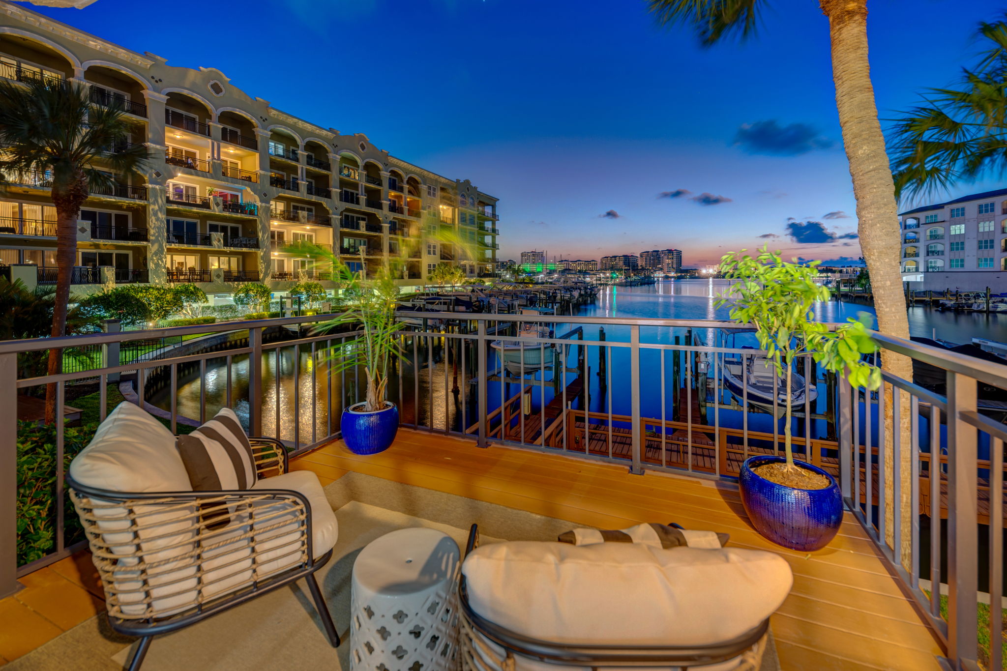 Balcony1c