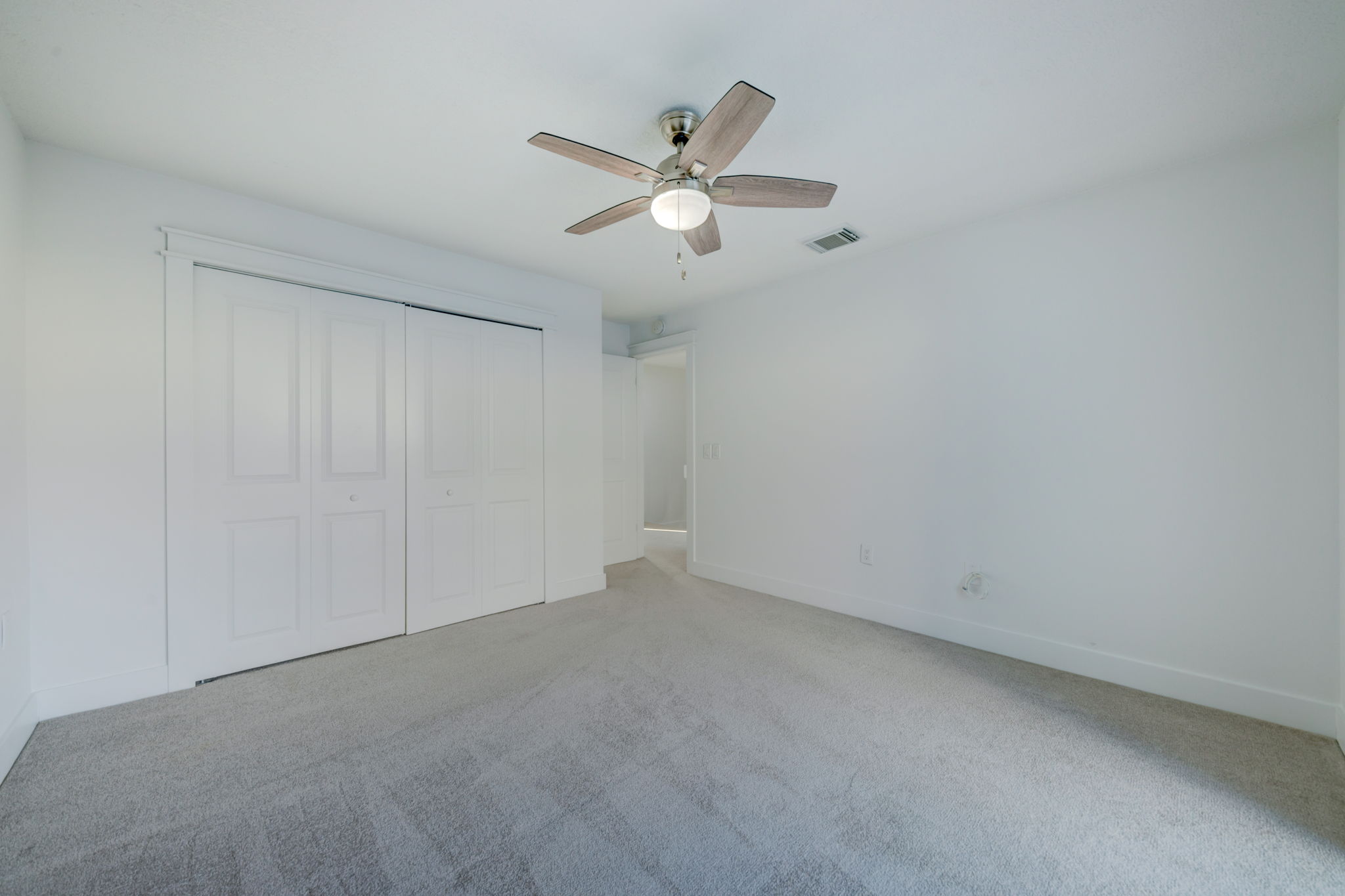 Upper Level Bedroom3b