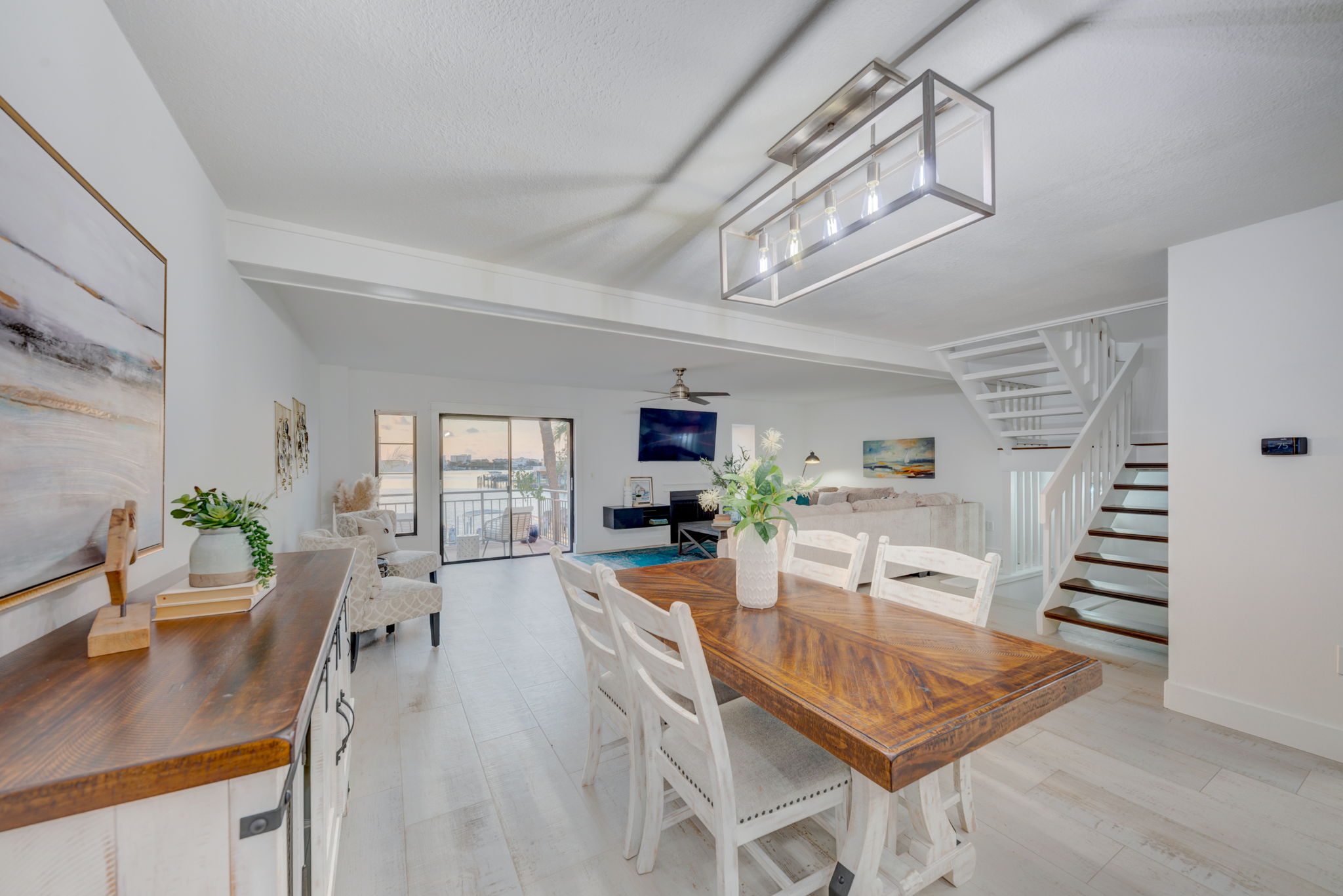 Dining Room2