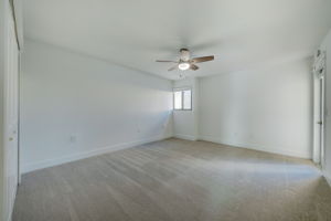 Upper Level Bedroom2a