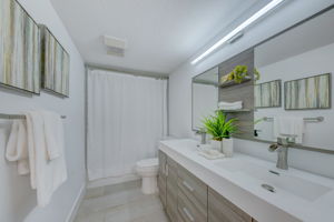 Upper Level Bathroom2