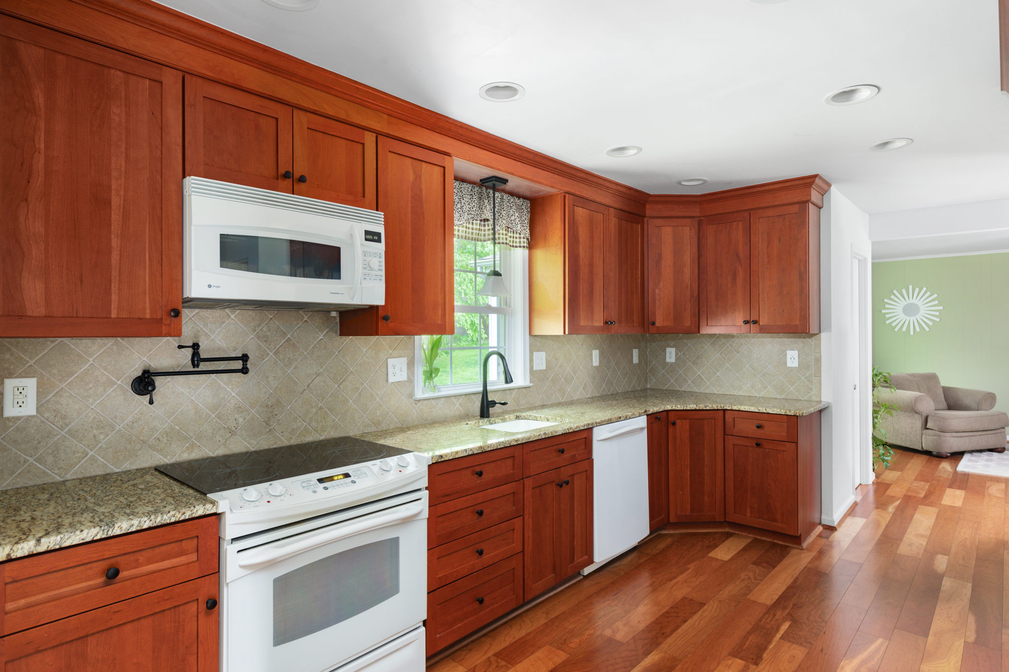 2400 Earlsgate Ct, Reston, VA 20191, USA Photo 20