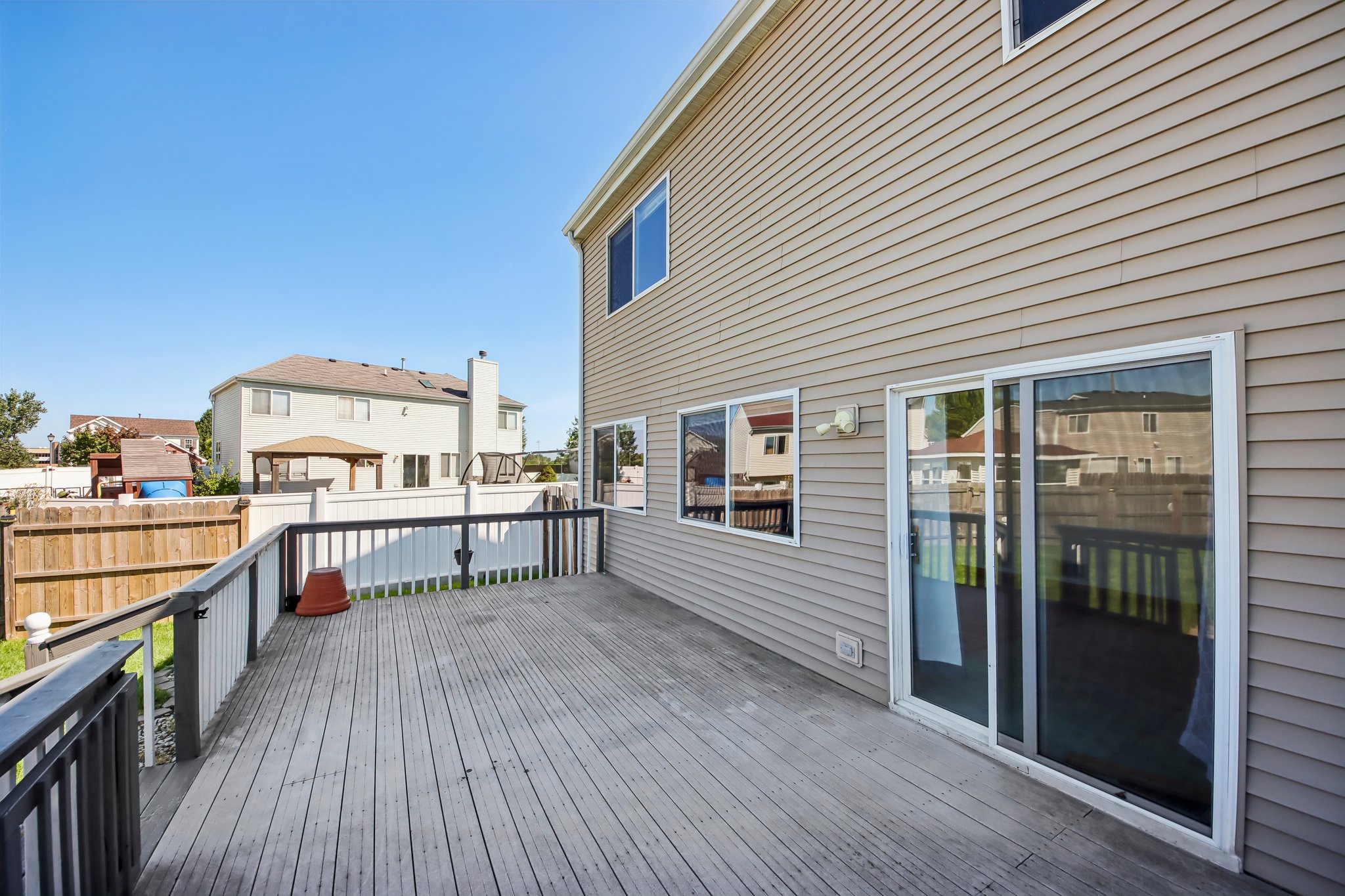 Mark Ave-S2508-036.jpg