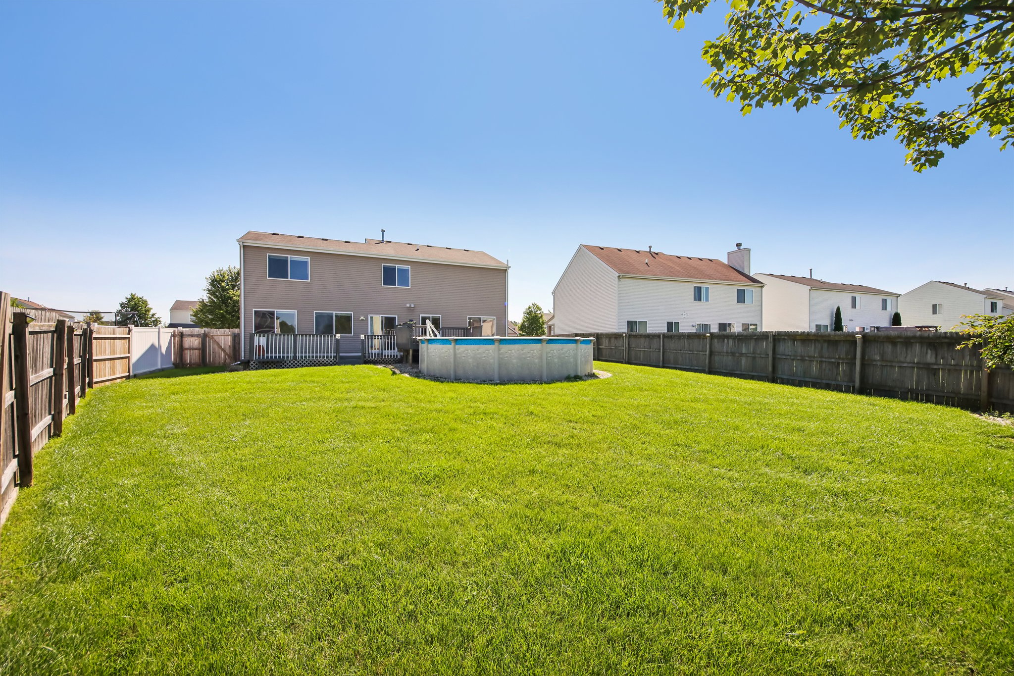 Mark Ave-S2508-039.jpg