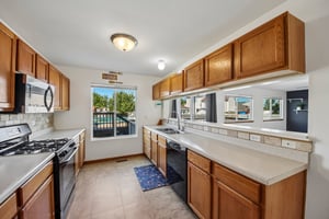 Mark Ave-S2508-012.jpg