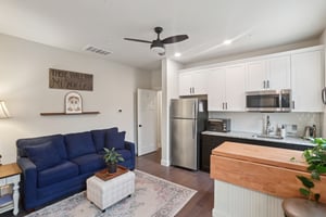 NW 41st Ave-S2611-024.jpg