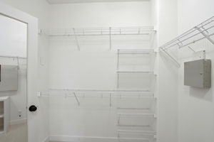 031_F8_2400 Plateau Dr