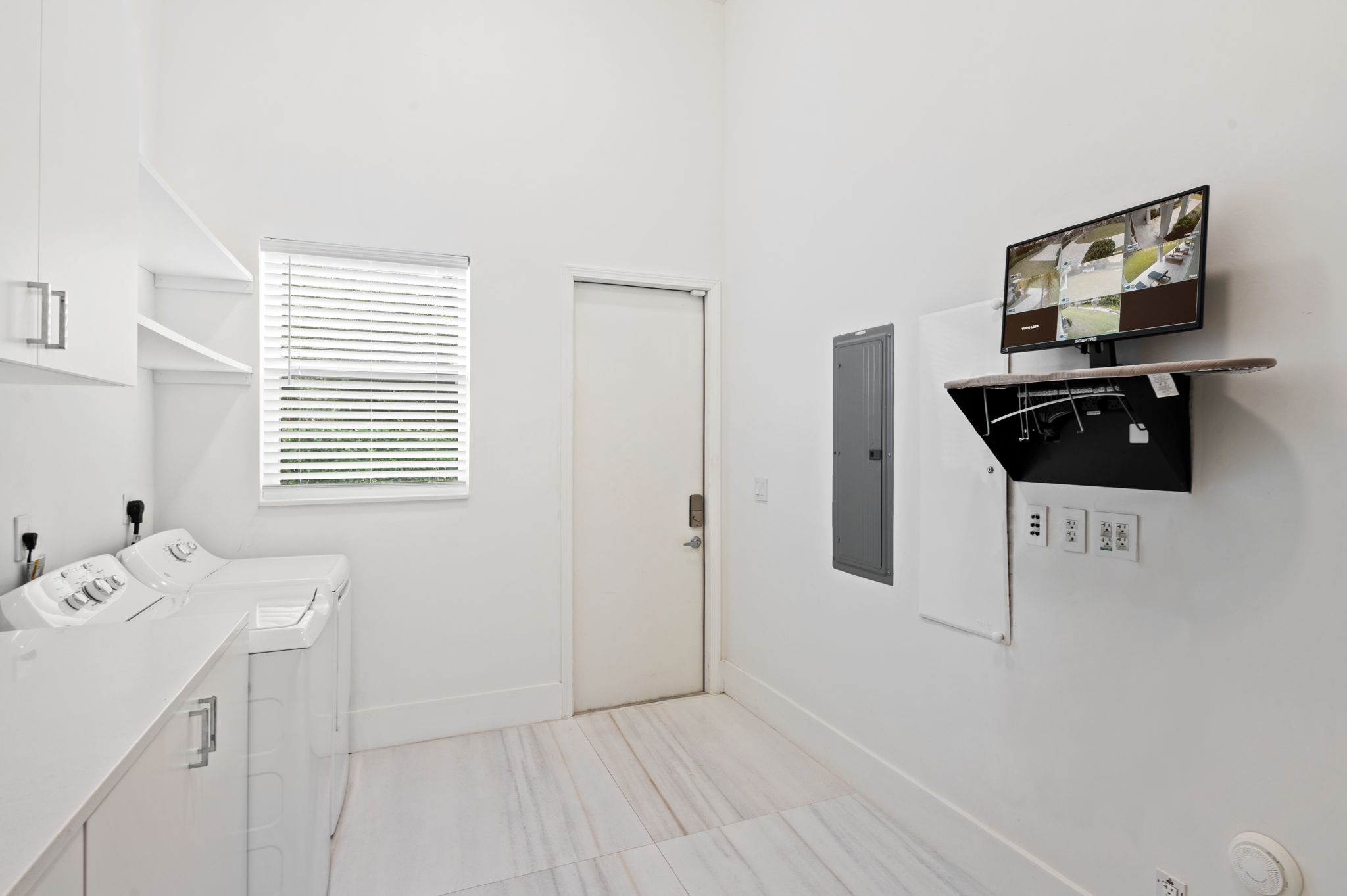 Laundry Room - Reolink 7-camera security system