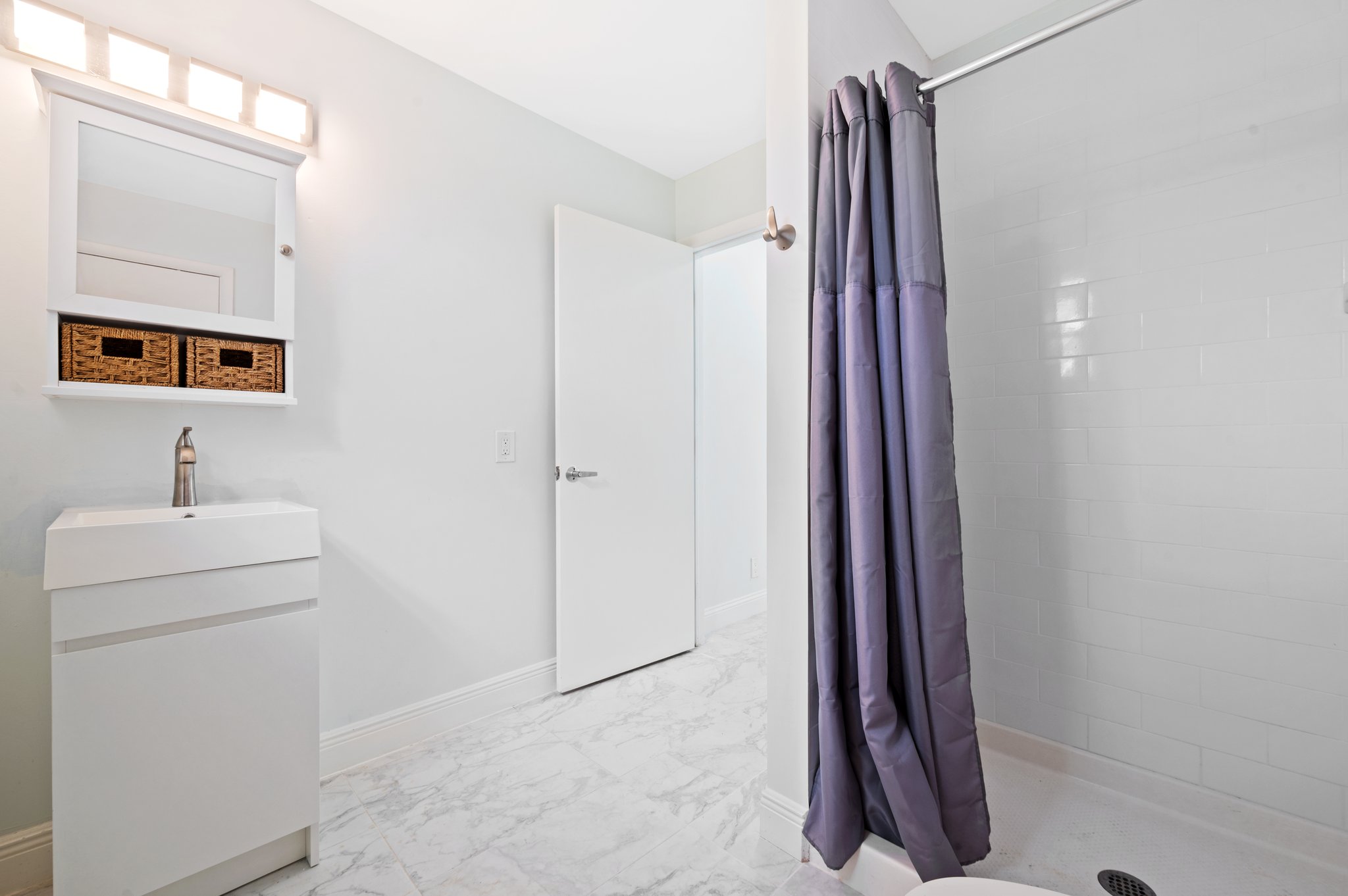 Guest House Ensuite Bathroom