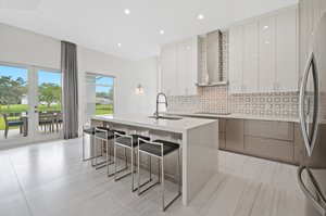 Kitchen - Oversized counter island seats 4