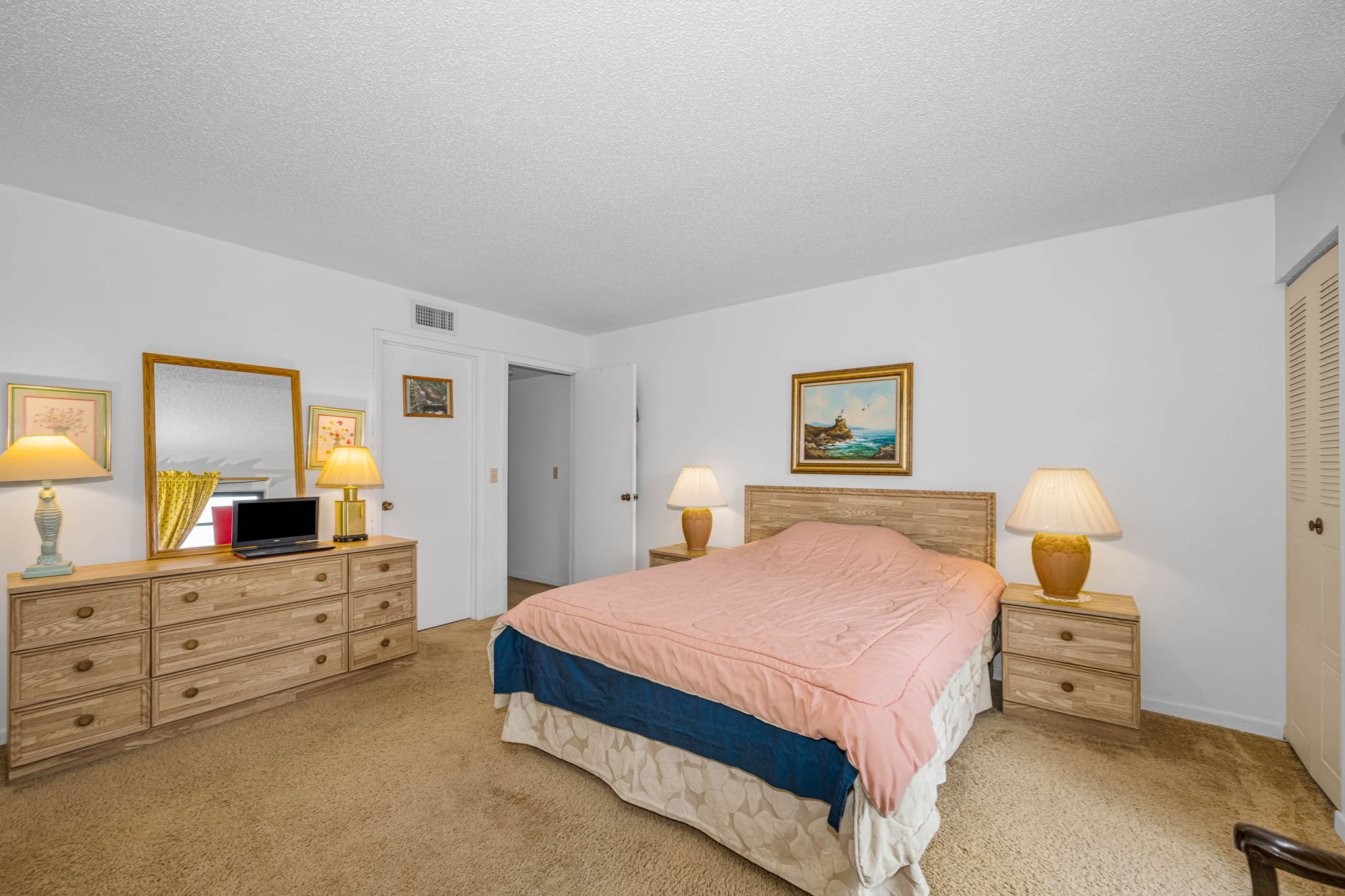 Primary Bedroom 1c