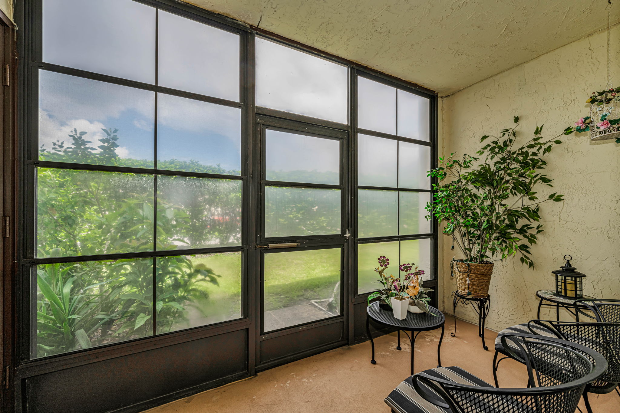 Sun Room 1
