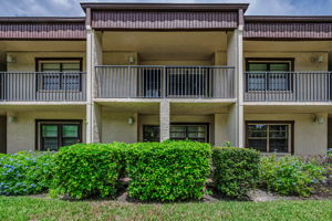 Front Exterior 4