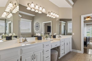 24004 W 68th St-043