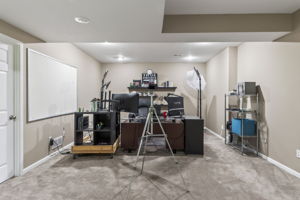 24004 W 68th St-069