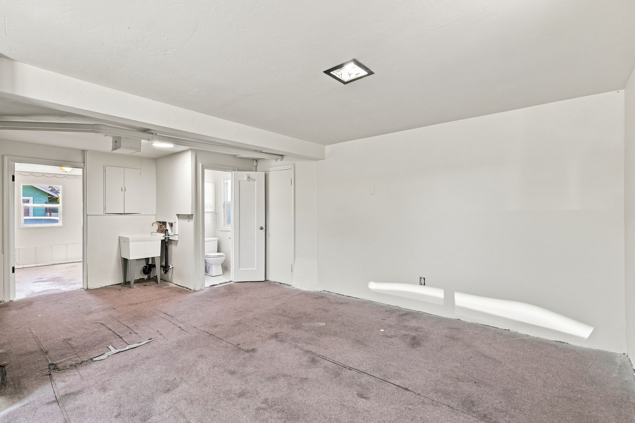 026_F8_2401 80th Ave