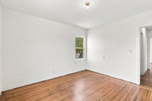 017_F8_2401 80th Ave