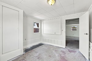 030_F8_2401 80th Ave