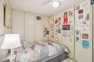 Collins Ave 1612-013.jpg