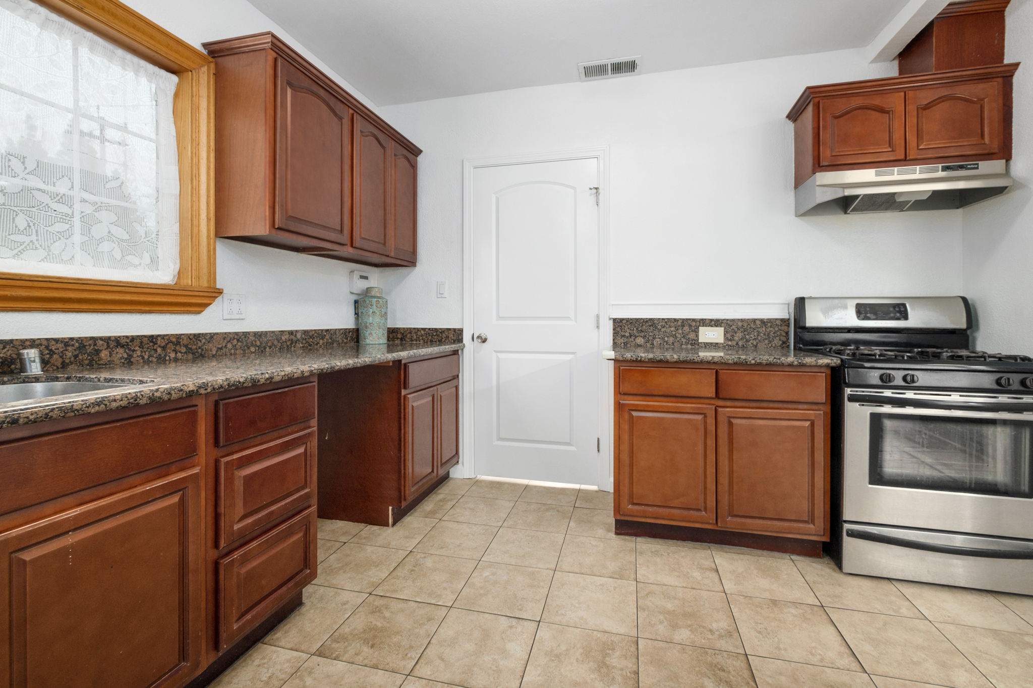 2401 Depot Rd, Hayward, CA 94545, USA Photo 14