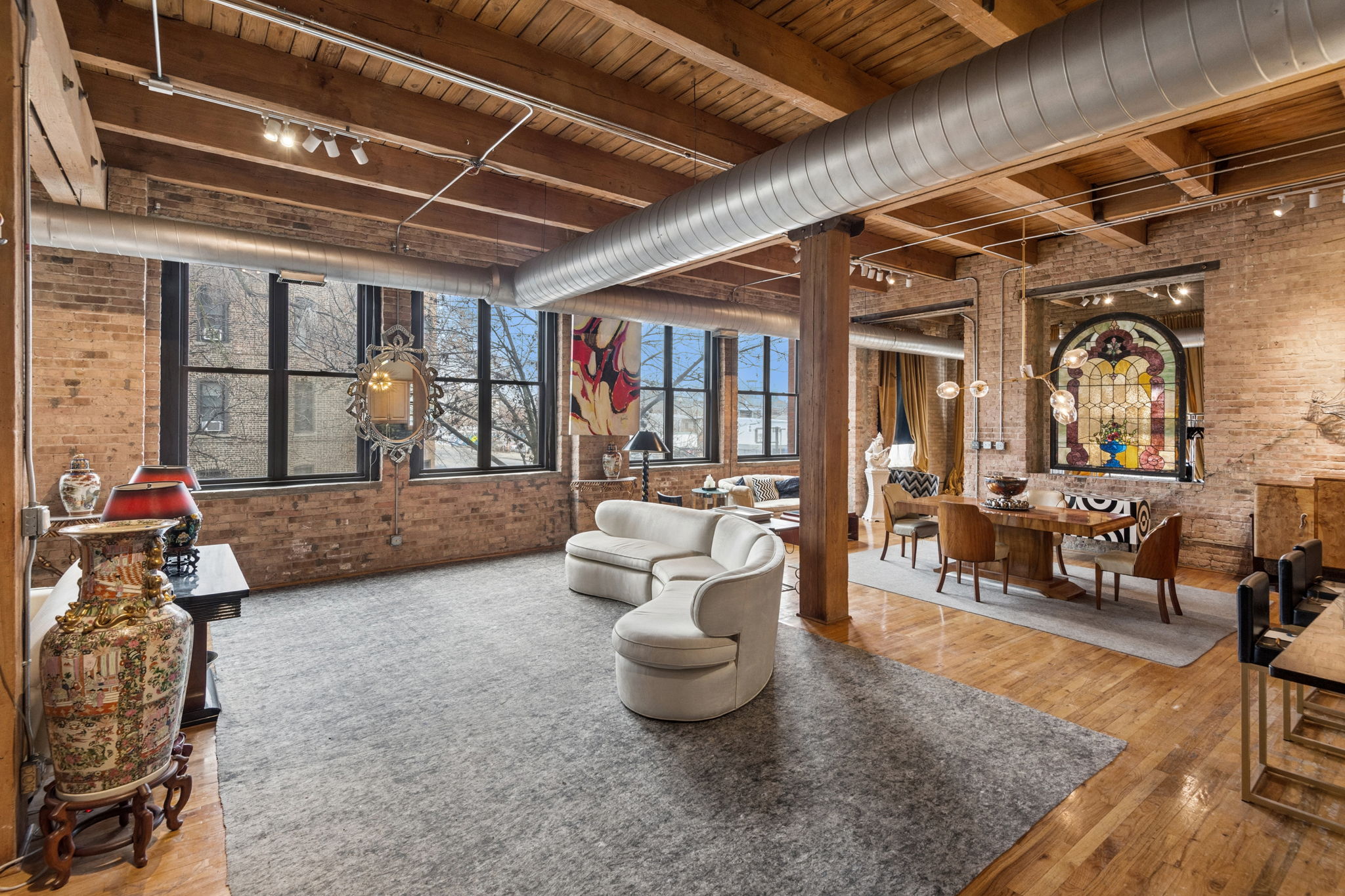 2401 W Ohio St 21_003