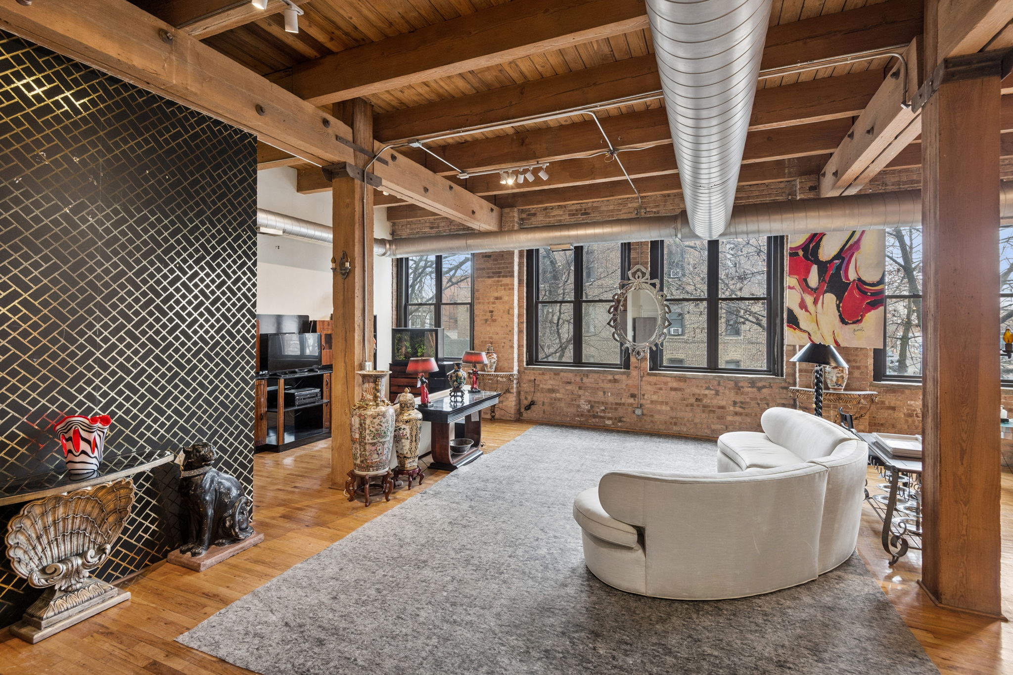 2401 W Ohio St 21_009