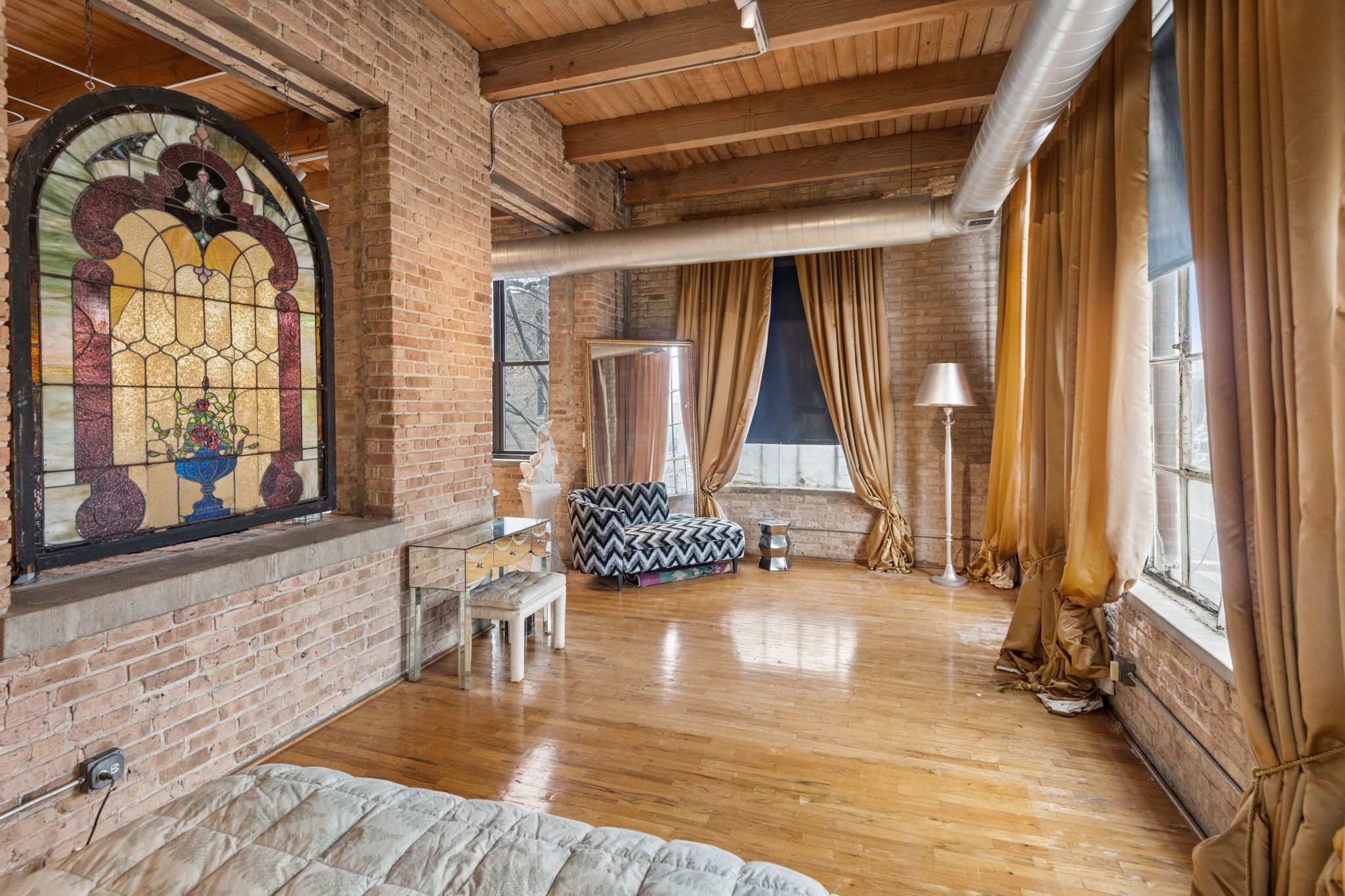 2401 W Ohio St 21_024