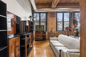 2401 W Ohio St 21_017