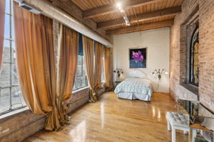 2401 W Ohio St 21_022