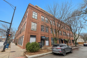 2401 W Ohio St 21_025