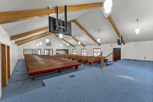  Photo 33