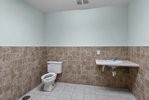  Photo 52