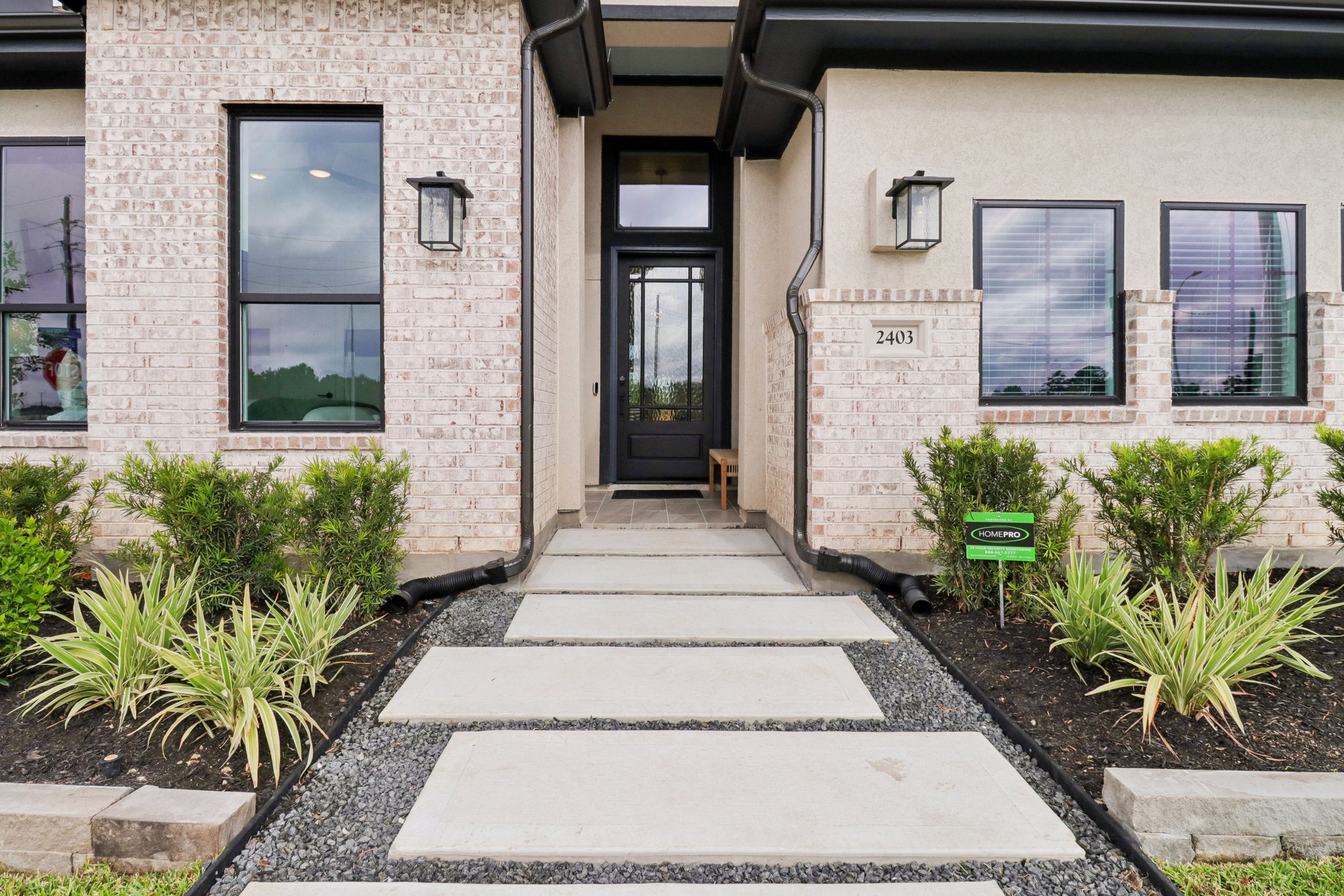 Cold Stream Ln-S1811-005.jpg