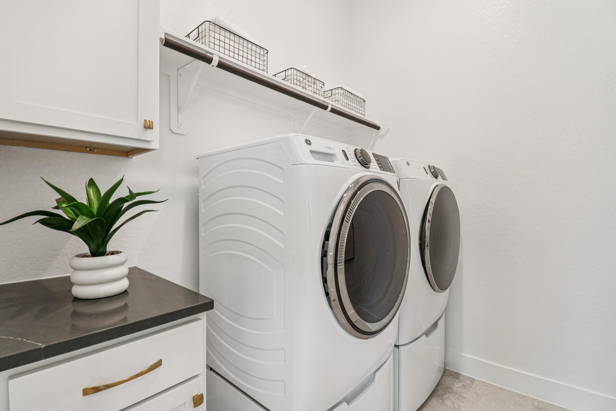 Cold Stream Ln-S1811-034.jpg