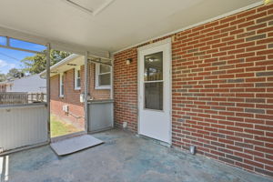  Photo 31