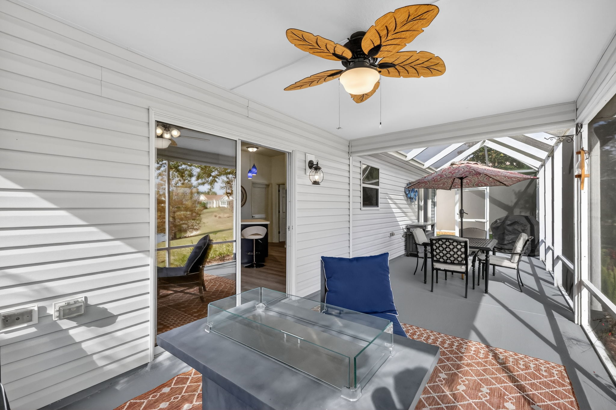 Lanai and Extended Birdcage