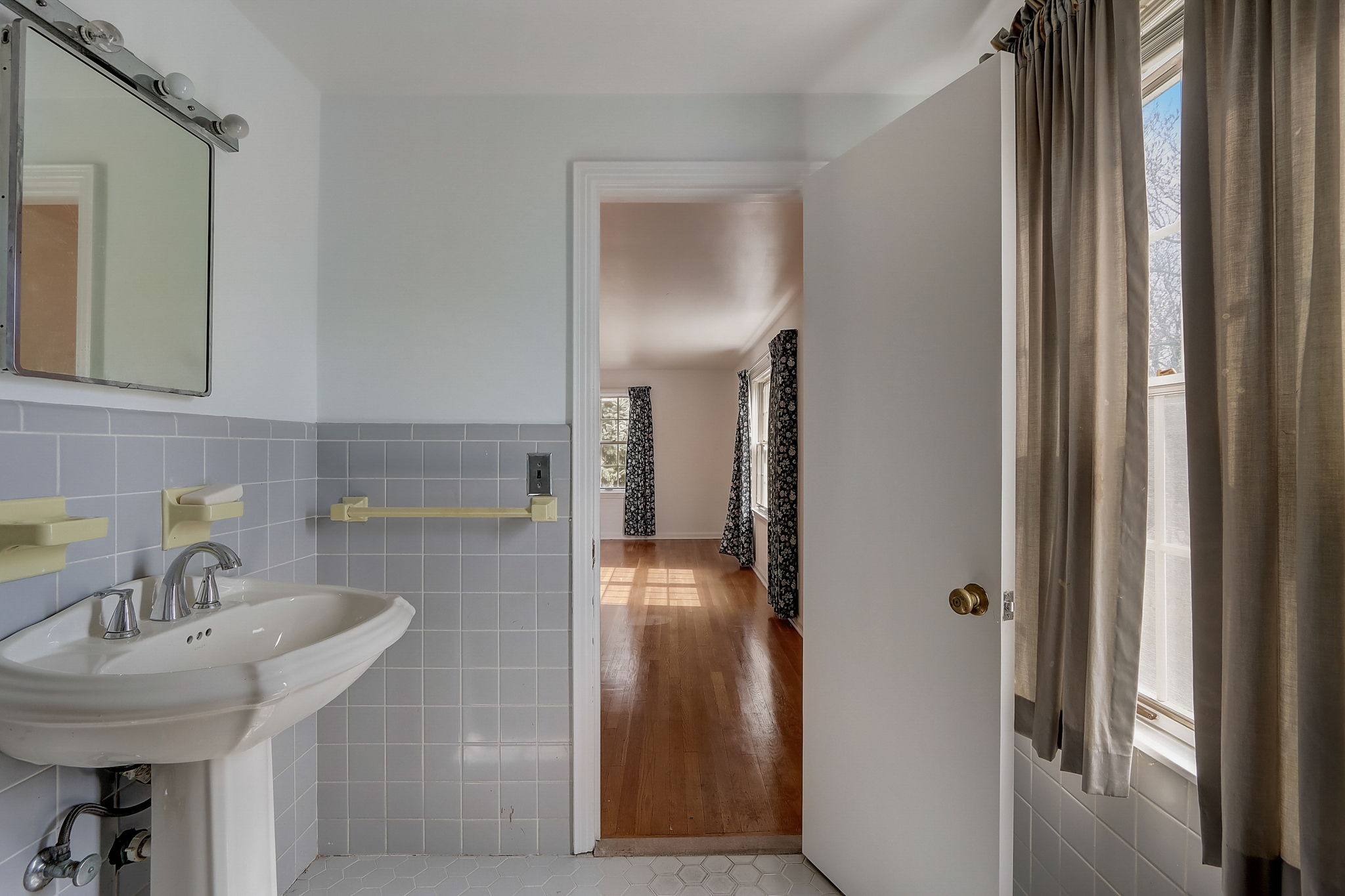 Shelburne Rd-029