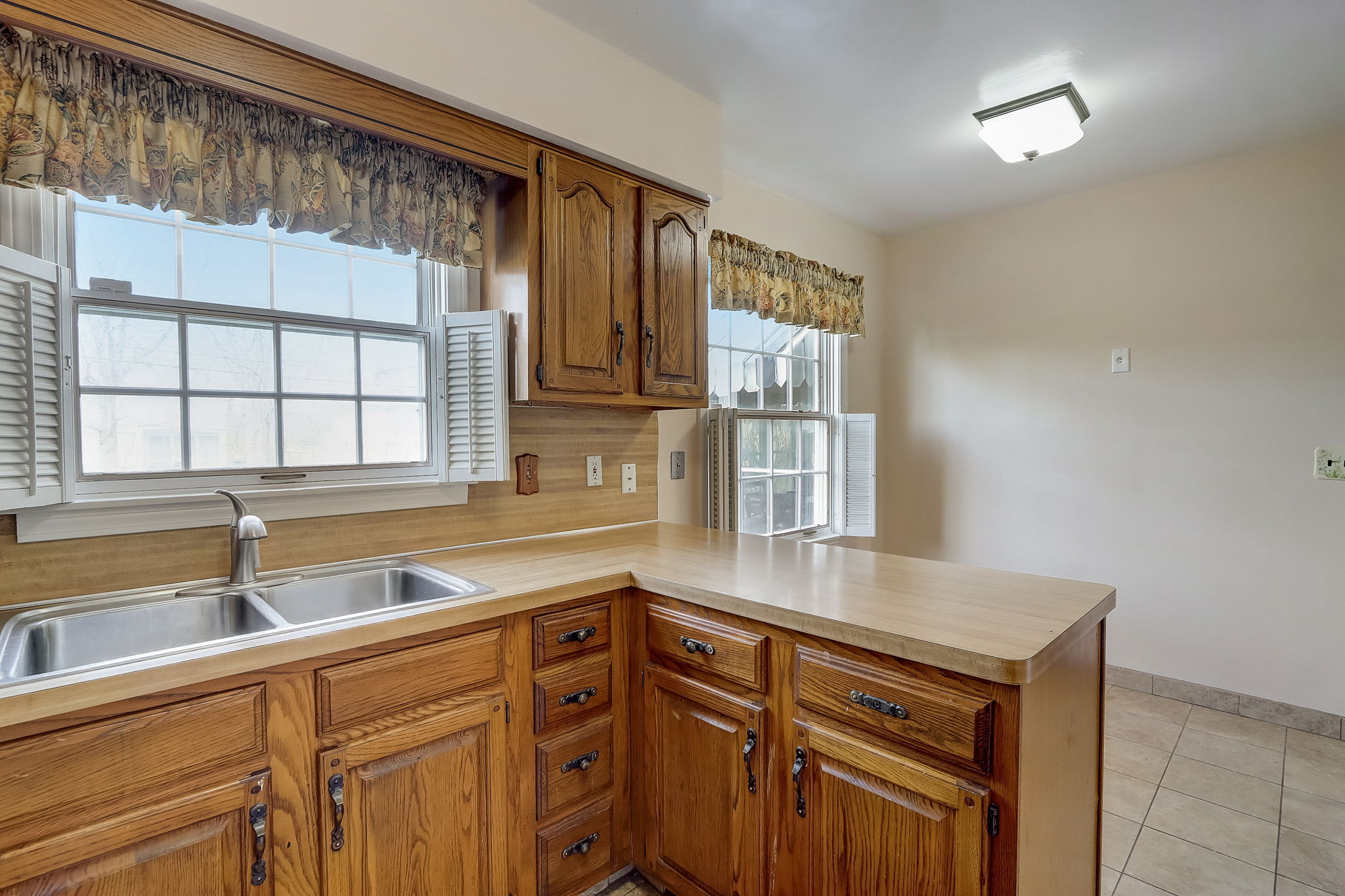 Shelburne Rd-021