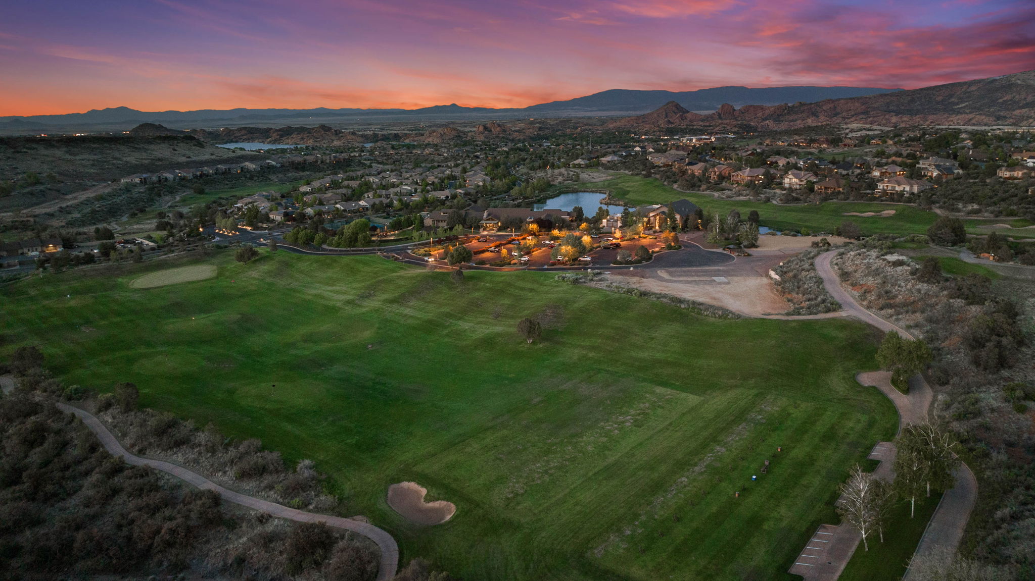 Aeiral Twilight of Clubhouse-1