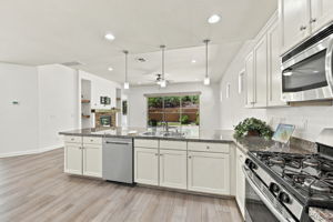 Kitchen 5