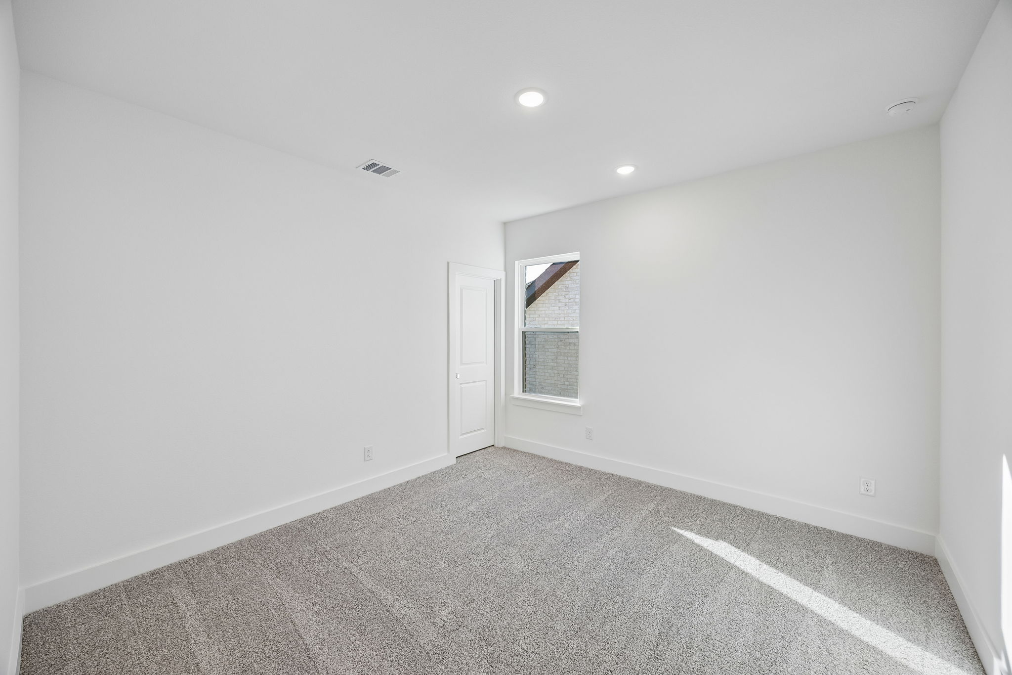 2404CairnRdMcKinney_008