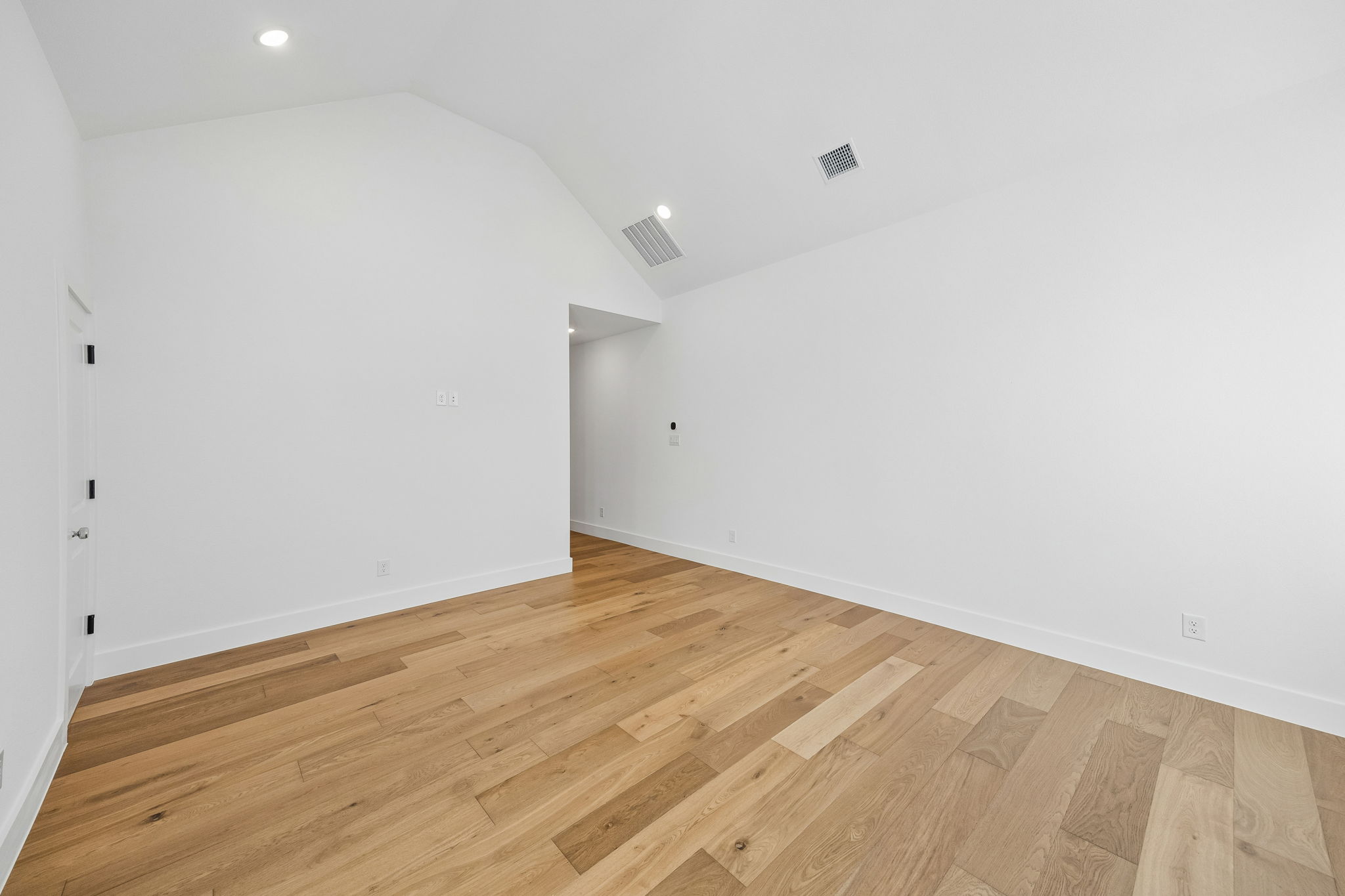 2404CairnRdMcKinney_019