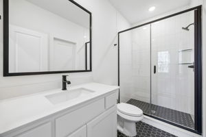 2404CairnRdMcKinney_017