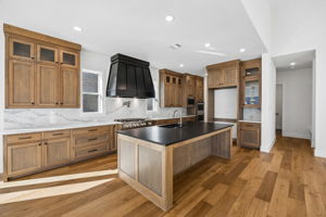 2404CairnRdMcKinney_032