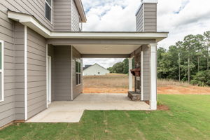 Covered Porch W/ Fireplace