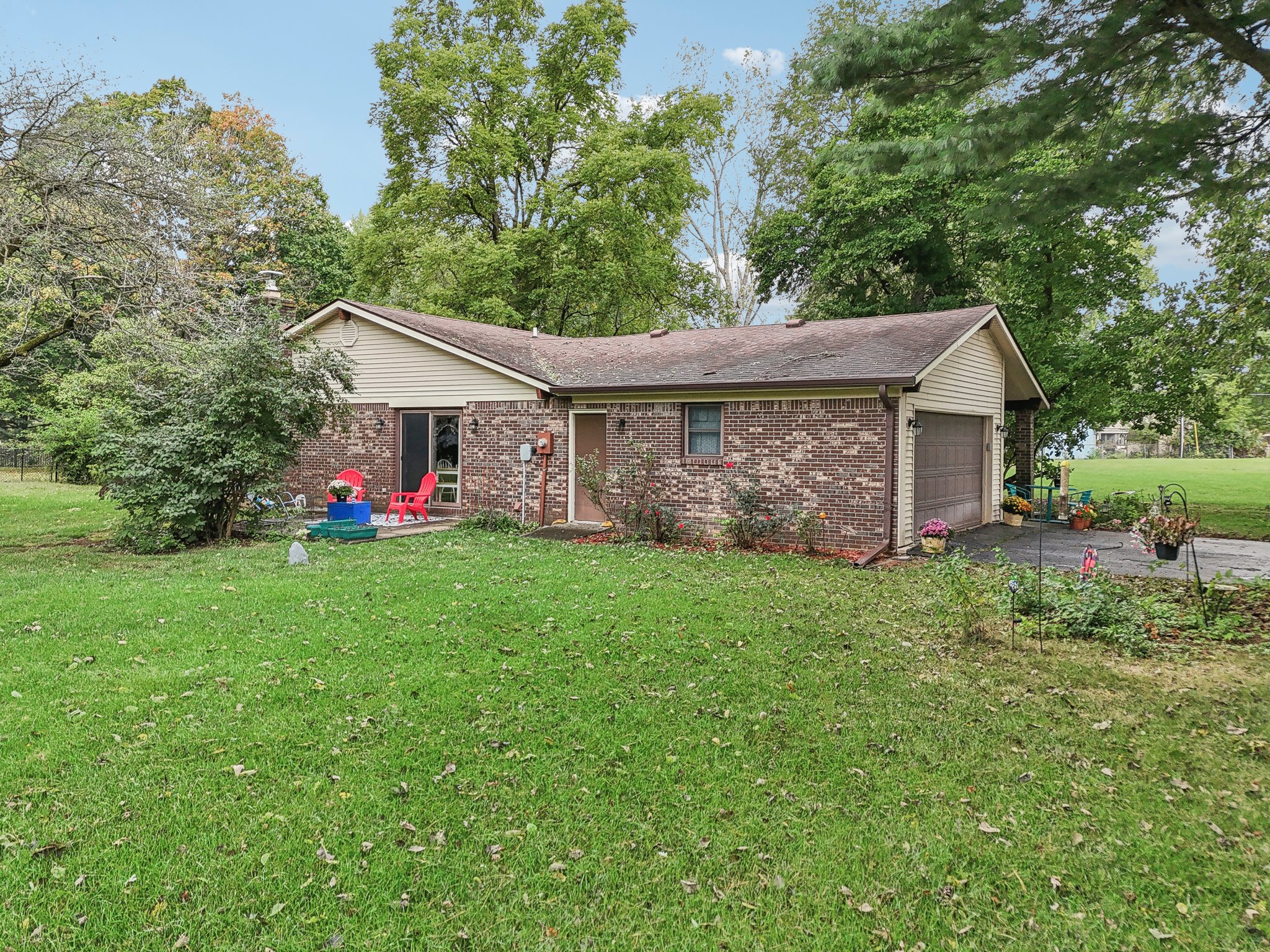 Postmaster Ln-003.jpg