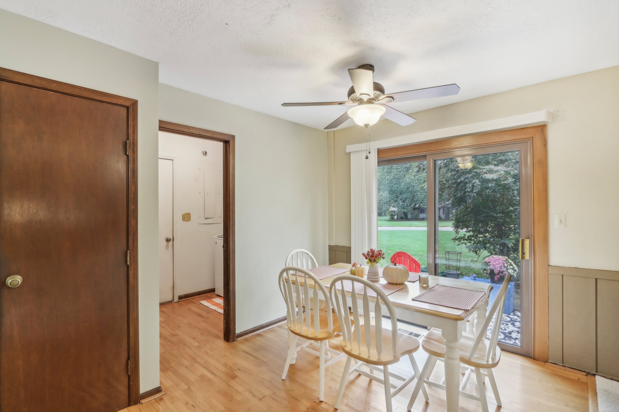 Postmaster Ln-030.jpg